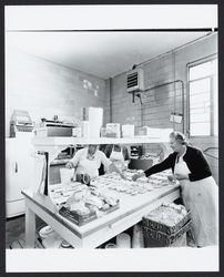 Making sandwiches at the Sonoma Cheese Factory, Sonoma, California, 1972