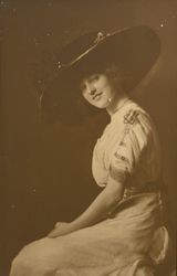 Portrait of Hazel Farmer, 1914