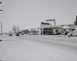 Car dealerships on Redwood Highway, Santa Rosa, California, April 14, 1949