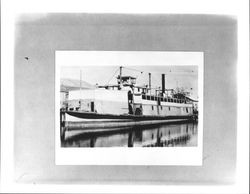 Paddlewheeler "Petaluma" docked in Petaluma, California, 1940