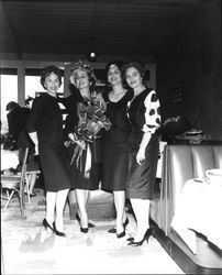 Ceci with three models at the El Rancho, Santa Rosa, California, 1961