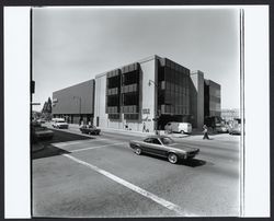 View of 5th Street drive-through of Exchange Bank, Santa Rosa, California, 1972