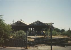 Unidentified building in disrepair, Petaluma, California, July 1991