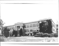 High School, Petaluma California on Fair Street