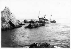 Wreck of the Munleon off Point Reyes Headlands, Point Reyes, California, 1931
