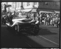 Cars in the Rose Parade