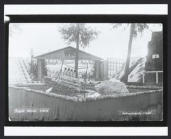 Apple Show, 1912 Sebastopol, California