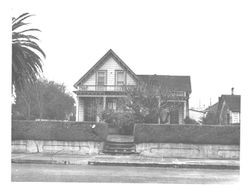 Unidentified ranch-style house in the hills of western Petaluma, California, 1950s