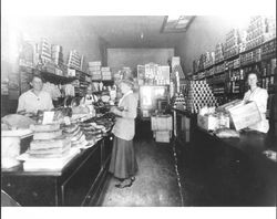 Martin's Delicatessen interior