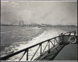 San Francisco skyline from the stern of a ferry, 1920s