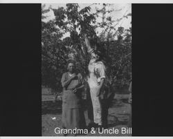 Susana Greay Nissen (Susan Gray Nissen) with her son, Bill Nissen, Petaluma, California, about 1933