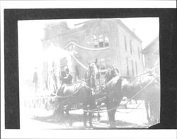 Floats in the 1903 Fourth of July parade, Petaluma, California