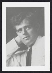 Early portrait of Jack London, Glen Ellen, California, 1908