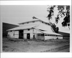 Barn at De Turk Vineyards in Kenwood, California, September 26, 1989