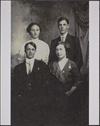 Portrait of Callison and Dimmick children, photographed between 1910 and 1915