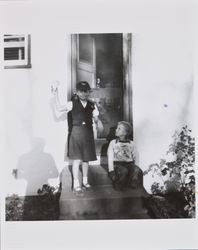 Bonnie and Bill Alwes on the back steps of 815 Beaver Street, Santa Rosa, California, 1954