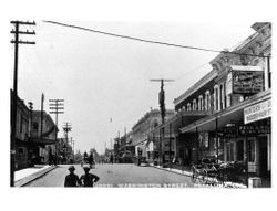 Washington Street, Petaluma, Cal.--at the intersection of Main Street, looking west