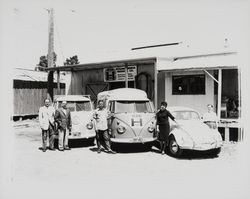 Cars and staff of the Petaluma Products Co., Petaluma, California, 1960