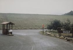 Entrance to Spring Lake Park