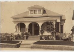 Historic Bolla family home at 734 B Street, Petaluma, California, in 1921