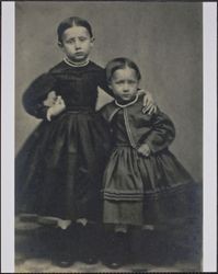 Portrait of Anna Love Snyder Finlaw and Julia Marshall Synder Rockwell as children, 1923