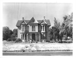 Lippitt residence at Sixth and D Streets, Petaluma, California, 1959