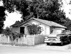 Residence at 8740 Lakewood Flat Road, Windsor, California, about 1989