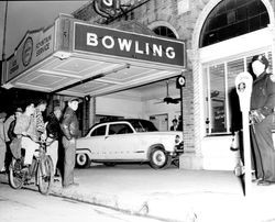 Car accident at Petaluma Bowl