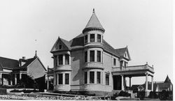 Residence scene on Liberty St. Petaluma, California