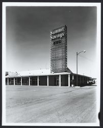 Village branch of Summit Savings, Santa Rosa, California, 1966