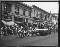 Horse drawn float in the Rose Parade