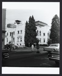 View of the Courthouse from Third Street and Exchange Avenue