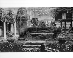 Display at the Cloverdale Citrus Fair, Feb. 1912