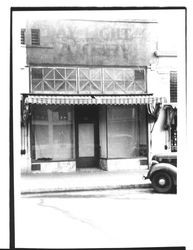 Vacant building at 146 Kentucky, Petaluma, California, about 1939