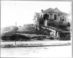 Residence at 211 Bodega Avenue, Petaluma, California, Jan. 26, 1917