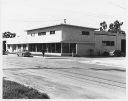 Nehi bottling plant at College and Cleveland Avenues, Santa Rosa, California, about 1940s