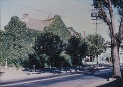 Side view of the Santa Rosa library before demolition