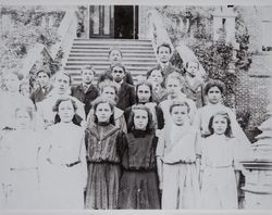 Mary Pearle M. Goodwin stands with her fellow students at St. Vincent's Scool, Petaluma, about 1908