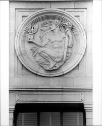 Terra cotta detailing on the Wells Fargo Bank