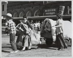 Participants in the children s parade at the Valley of the Moon Vintage Festival