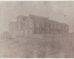 California Woolen Mills factory, Petaluma, California, 1890s?