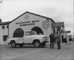 Views of the Westerterp Brothers Garage and Nash Motor Cars, Petaluma, California, 1958