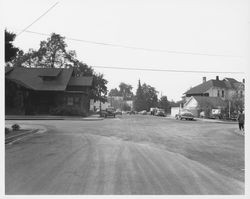 Healdsburg Ave. at B and 10th Streets