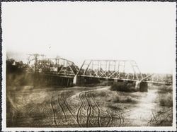 Railroad bridge over the Russian River south of Healdsburg, California, 1910