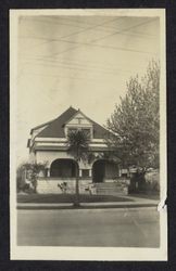 Drake residence, 431 Tenth Street, Santa Rosa, California, between 1920 and 1924