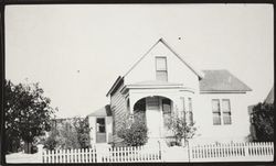 Unidentified Petaluma, California city houses, about 1910