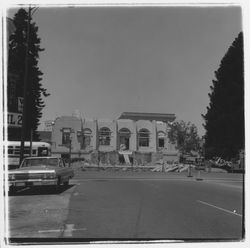 Demolition of the Sonoma County Courthouse