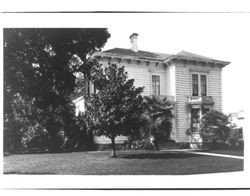 Charles home on Sixth Street, Petaluma, California, 1920