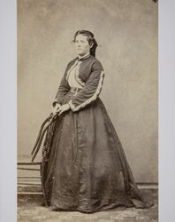 Portrait of an unidentified young woman taken in Petaluma, California in the 1880s