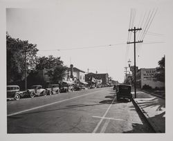 700 block of Fourth Street, looking west